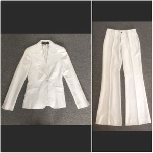 Gucci Pant Suit size 38 Made in Italy Silver Cream